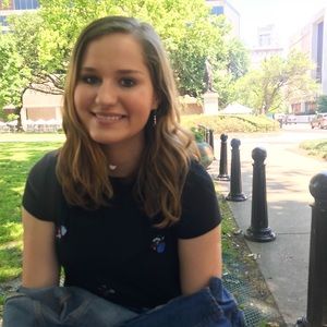 Meet your Posher, Lily